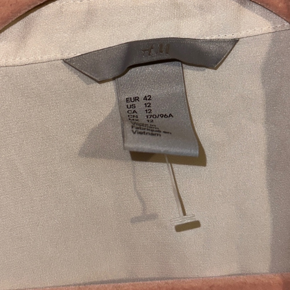 H&M Button Down Shirt - Picture 2 of 2